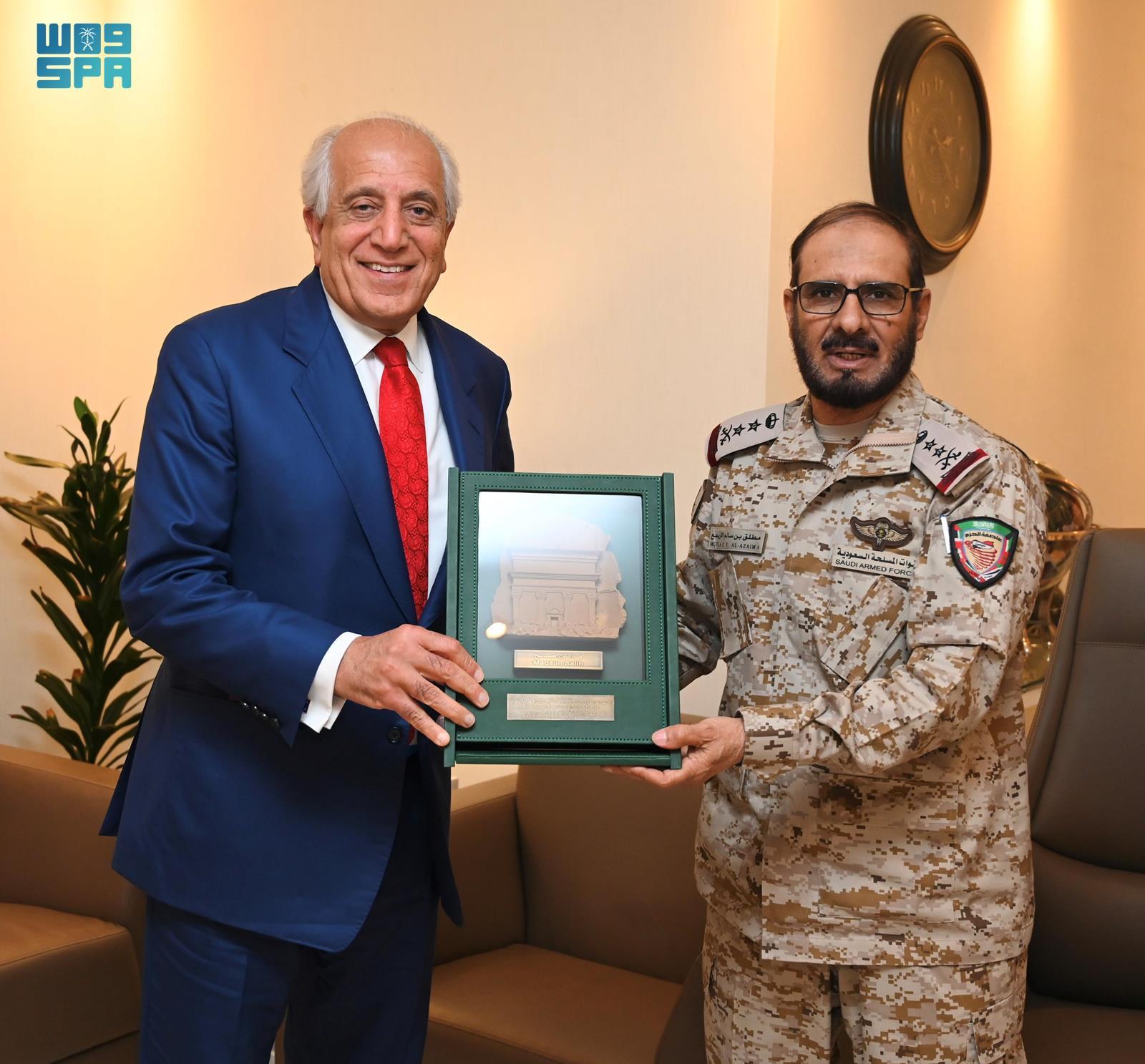 Commander of Joint Forces Receives U.S Former Envoy to Afghanistan